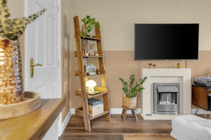 Photo 7- click for photo gallery